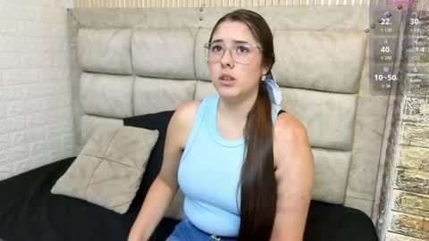 elisvega online show from May 18, 7:31 pm