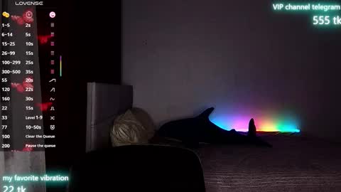 Snapshot of eliz_v_ta chatting on October 10, 9:41 pm Eliz online show from October 10, 9:41 pm