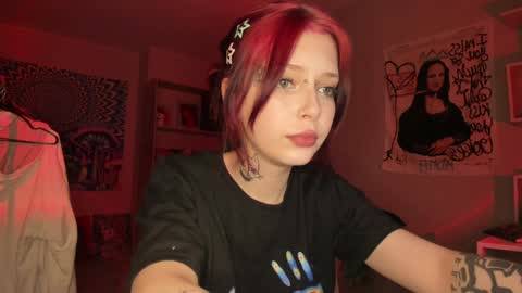 Snapshot of eliza_sadcat chatting on January 20, 6:53 pm Elizabeth online show from January 20, 6:53 pm