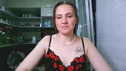 Elizabeth online show from March 6, 7:31 pm