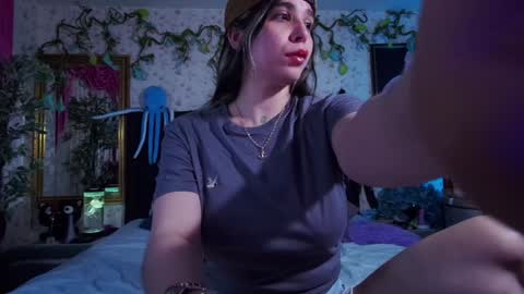 Elizabeth online show from January 16, 10:10 am