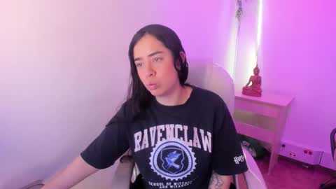 Elizabeth  online show from February 19, 1:43 pm