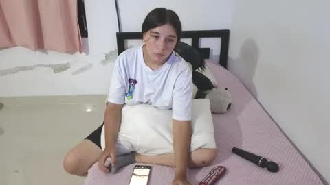 Snapshot of elizabeth_evanz chatting on October 1, 1:54 am elizabeth online show from October 1, 1:54 am