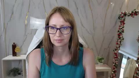 Elizabeth online show from July 12, 8:59 am