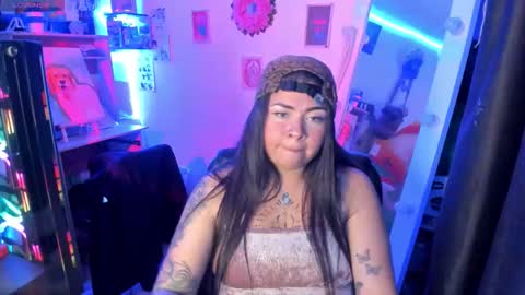 Snapshot of elizabeth_martinez98 chatting on October 7, 7:29 pm Elizabeth Martinez online show from October 7, 7:29 pm