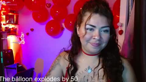 Snapshot of elizabeth_martinez98 chatting on February 14, 4:31 pm Elizabeth Martinez online show from February 14, 4:31 pm