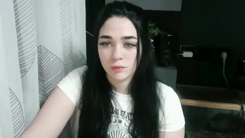 elizabeth_xi online show from October 5, 7:52 pm