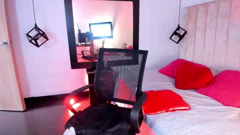 Lucia Vonne online show from January 8, 8:57 pm