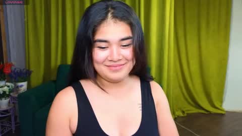 Elizabeth online show from May 15, 6:21 pm