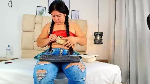 Eliza online show from October 9, 12:53 pm