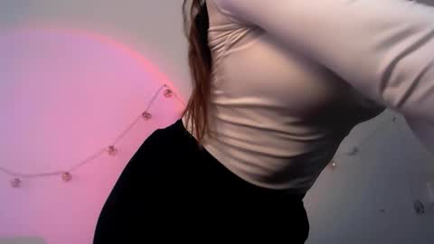 elizsun online show from March 25, 9:45 am