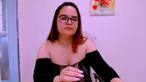 Ella  online show from July 17, 5:49 pm