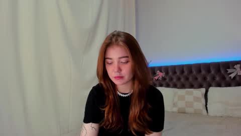 Ella Mayers online show from February 20, 10:37 pm