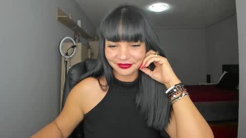 Ella online show from September 26, 8:39 pm