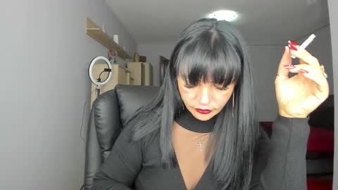 Ella online show from September 28, 8:58 pm