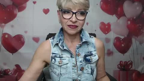 EllaBonito online show from May 10, 6:15 am