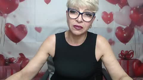 EllaBonito online show from May 28, 6:11 am