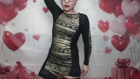 EllaBonito online show from May 7, 5:55 am