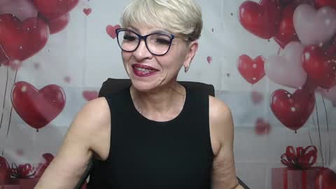 EllaBonito online show from May 17, 11:09 am