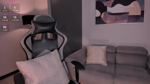 EllaClark online show from September 28, 9:31 pm