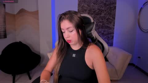 EllaClark online show from February 28, 11:14 am