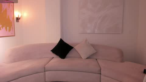 EllaClark online show from November 17, 7:14 pm