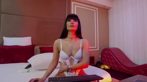 ellalux online show from May 27, 4:31 am