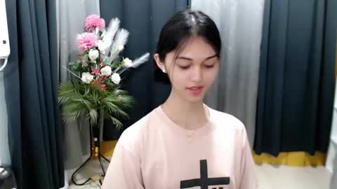 ELLA online show from May 14, 8:47 pm