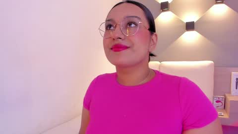 Ella online show from January 30, 4:37 am