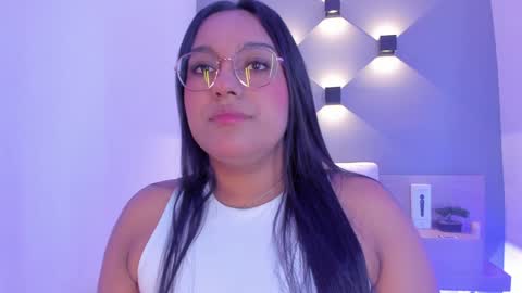 Ella online show from January 28, 4:50 am