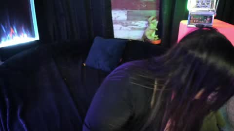 ELLE online show from April 6, 7:15 pm