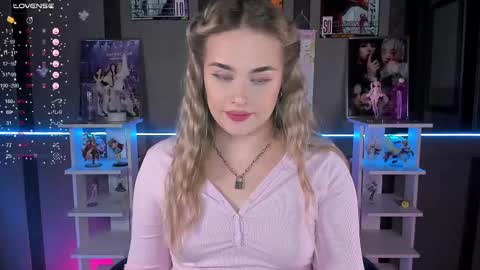 Maria online show from November 7, 5:18 pm