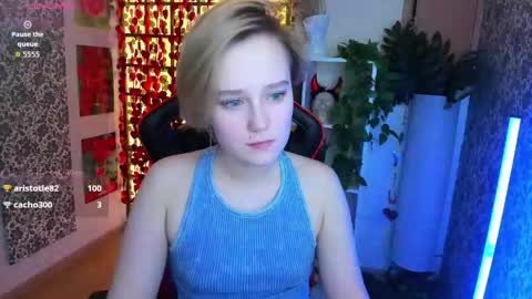 Ellie online show from February 28, 8:47 am