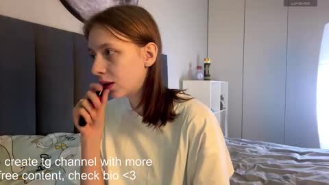 Ellie online show from October 18, 7:11 am