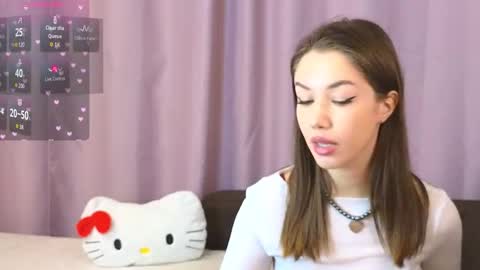 ellie online show from November 8, 7:08 pm