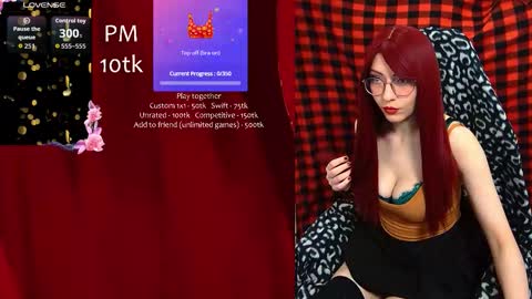 Snapshot of elliemoor chatting on October 2, 11:04 am Elizabeth online show from October 2, 11:04 am