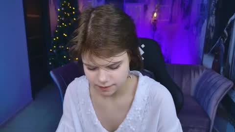 elliemurler online show from January 11, 1:27 pm