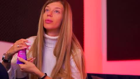 Ellie online show from January 8, 4:16 am