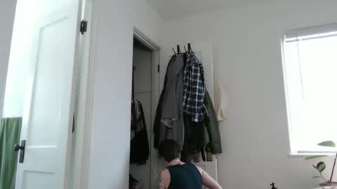 Ellie Rowyn online show from April 3, 9:46 pm