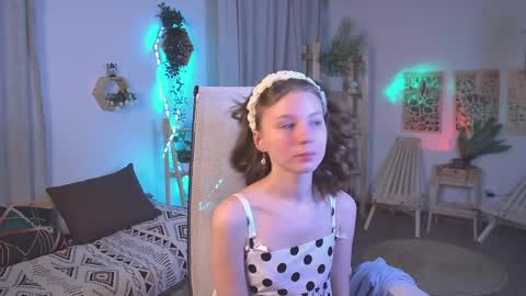 Elli online show from April 8, 6:48 am