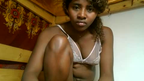 Ellodi online show from July 6, 3:47 pm