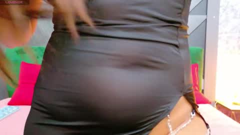 ellyaquinn online show from October 1, 6:51 am