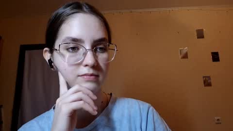 Kate online show from May 17, 2:16 pm