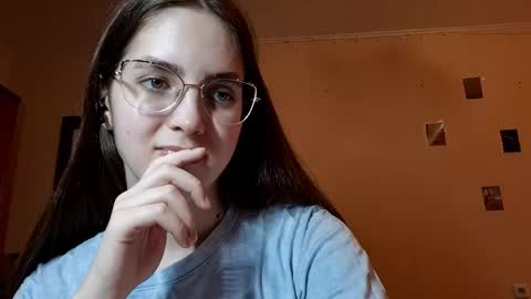 Kate online show from May 8, 2:20 pm