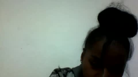 elodie228680 online show from June 30, 12:15 pm