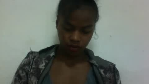 elodie228680 online show from July 7, 7:45 am