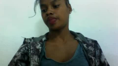 elodie228680 online show from July 5, 4:30 am