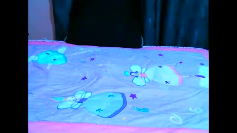 elodielynn online show from November 19, 10:59 am