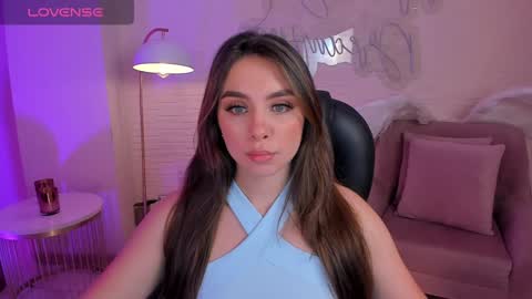 ELOISA OLIVERO online show from December 13, 11:13 am