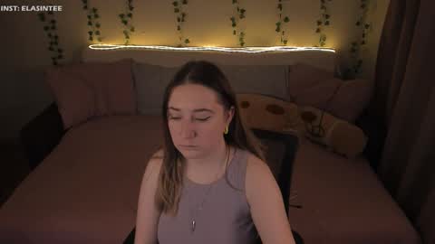 Ela give me a thumbs up if you like it  and this is important for the development of the account online show from March 23, 8:37 pm